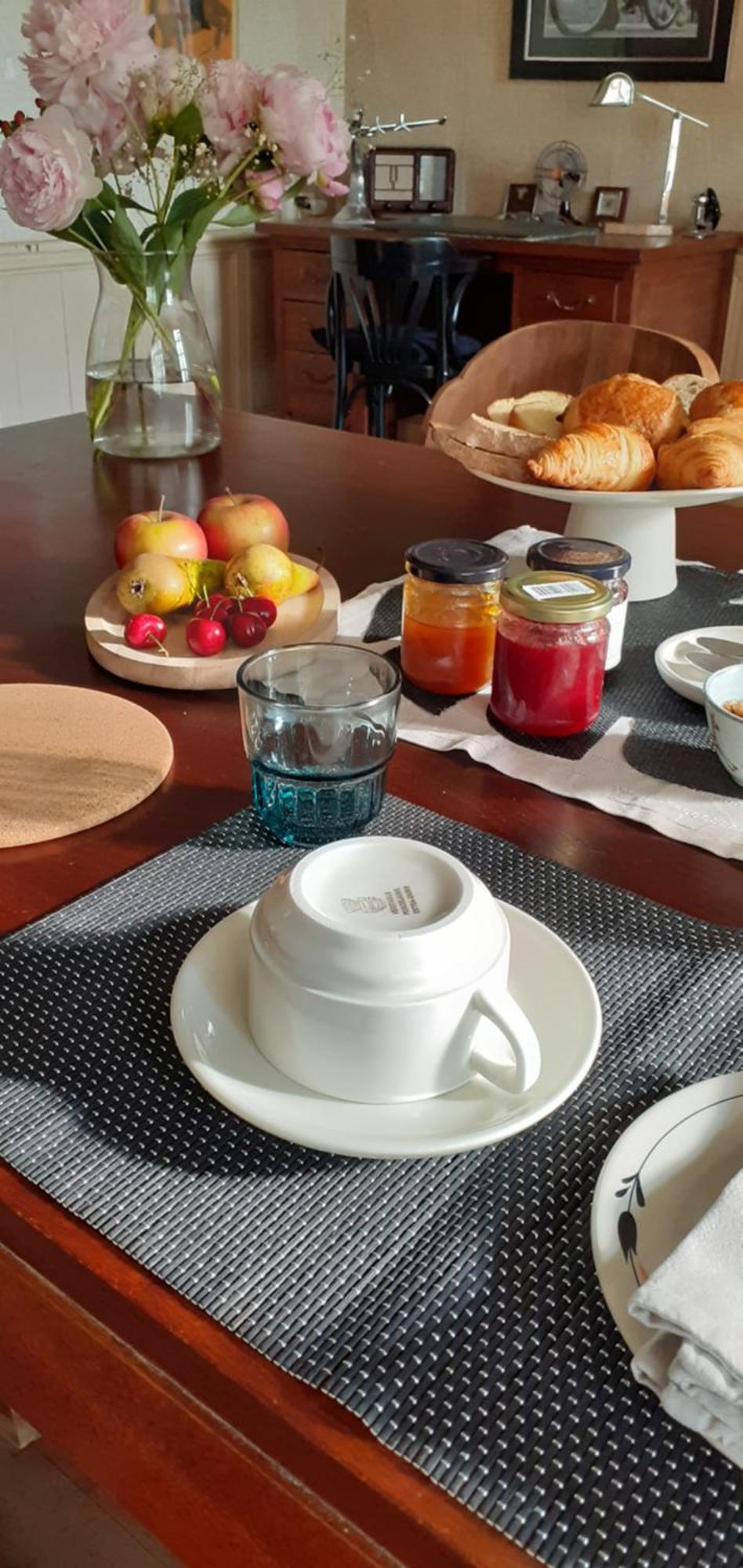 Maison Blanche Cherval 外观 照片